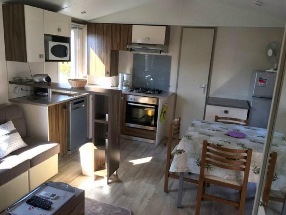 Mobile Home Ht De Gamme Climatise Dans Le Camping **** De La Reserve Gastes Buitenkant foto