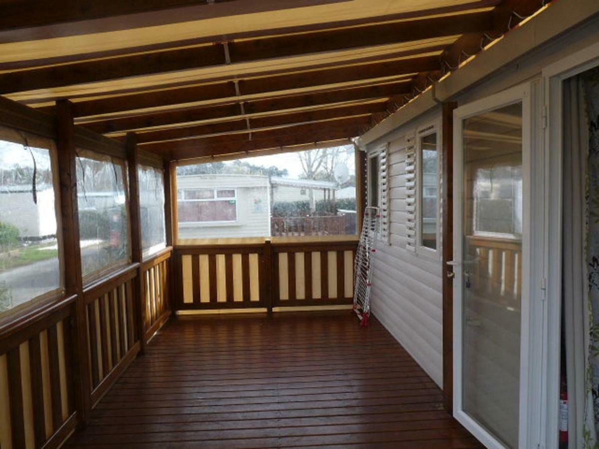 Mobile Home Ht De Gamme Climatise Dans Le Camping **** De La Reserve Gastes Buitenkant foto